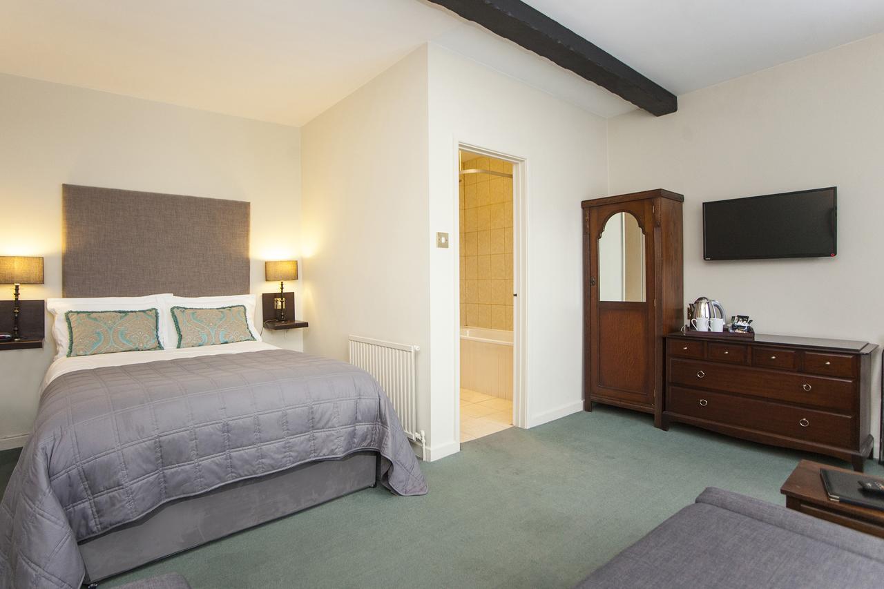The Conigre Hotell Melksham Exteriör bild