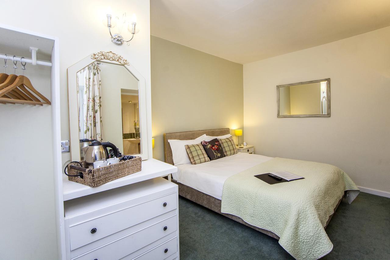 The Conigre Hotell Melksham Exteriör bild