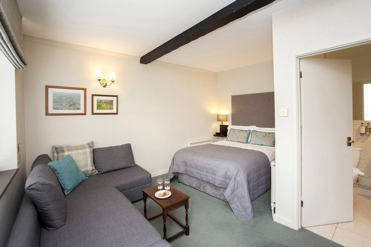 The Conigre Hotell Melksham Exteriör bild